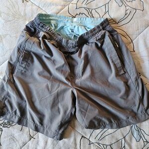 Mens Medium Birdogs lined shorts